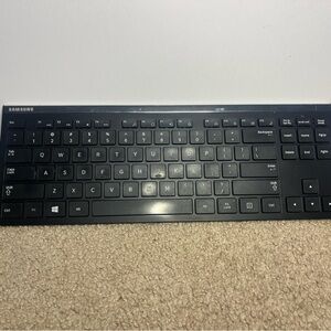 Used Samsung Bluetooth Wireless Keyboard